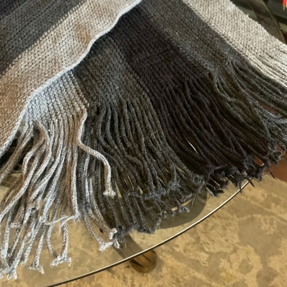 ALDO | Mens Grey Striped Scarf - Picture 3 of 4